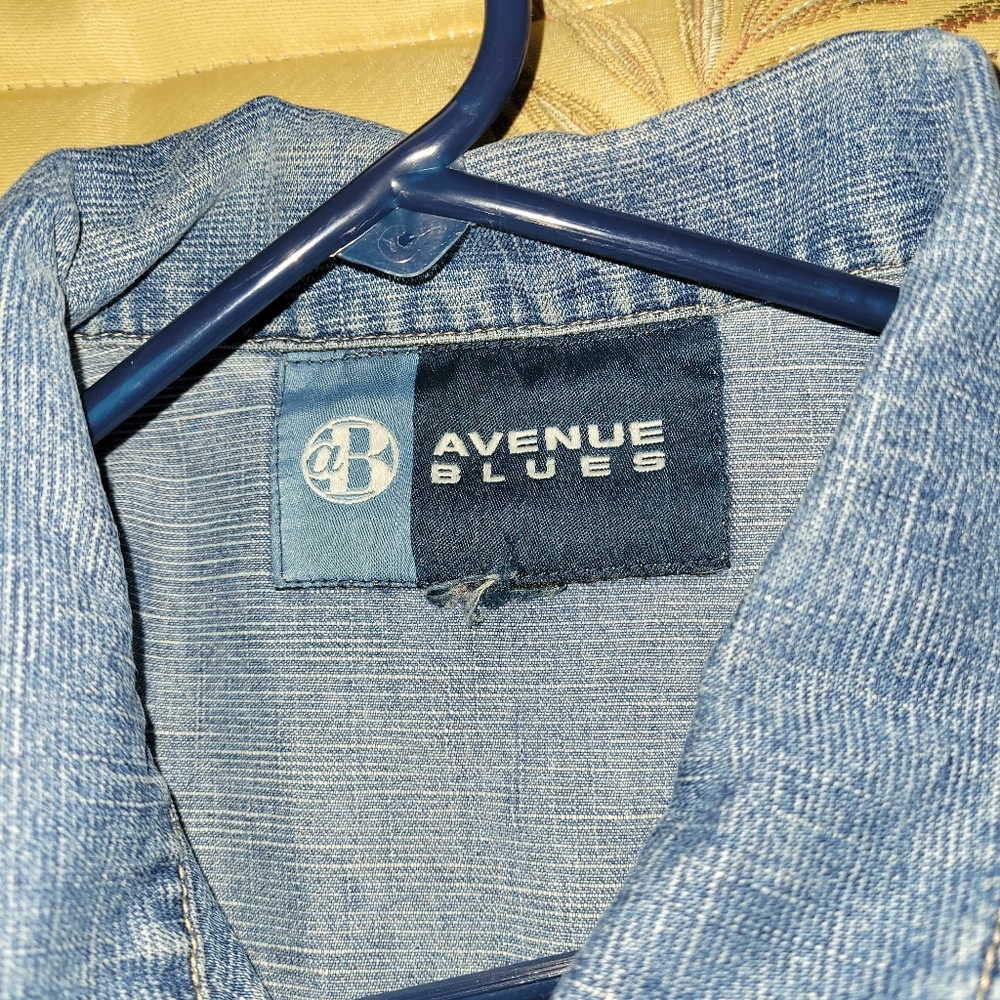 Jean Jacket - Picture 3 of 4